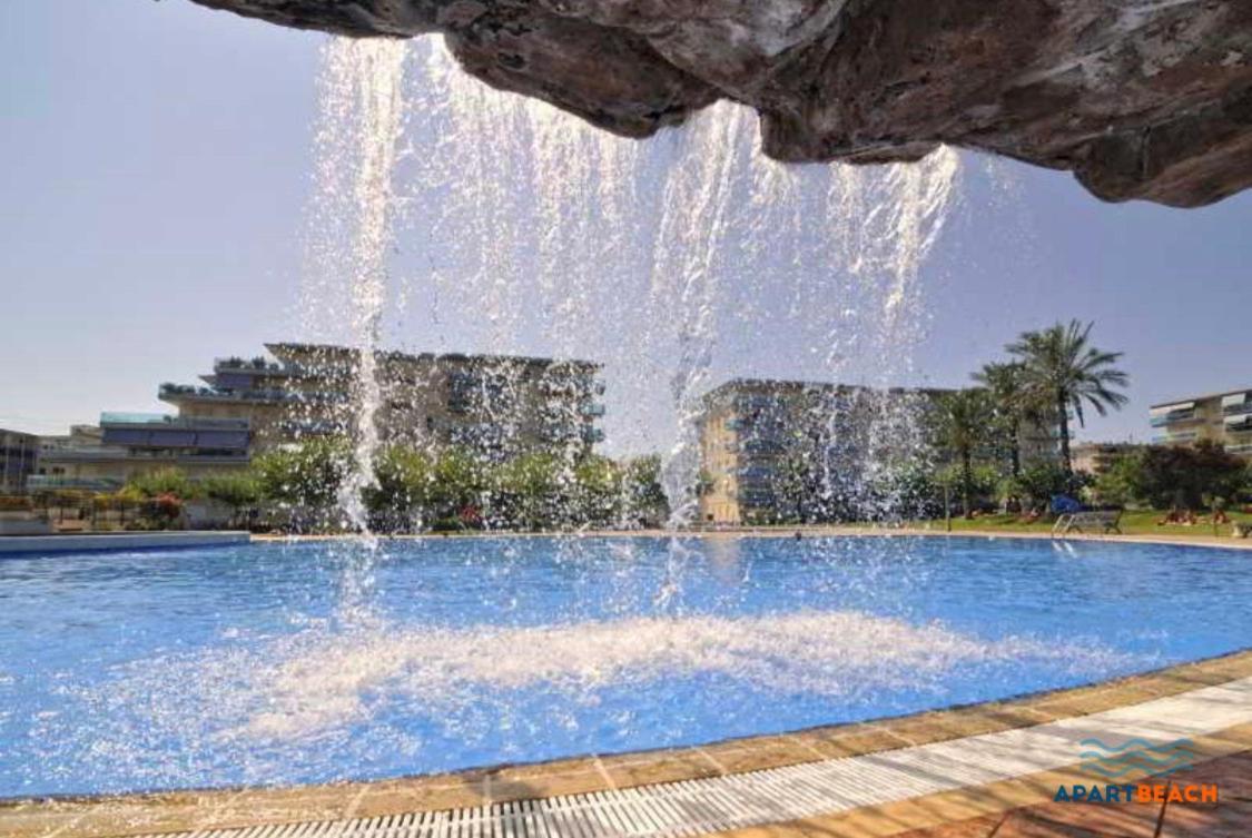 Apartbeach Los Juncos Residencial Piscinas Y Petanca La Pineda Luaran gambar
