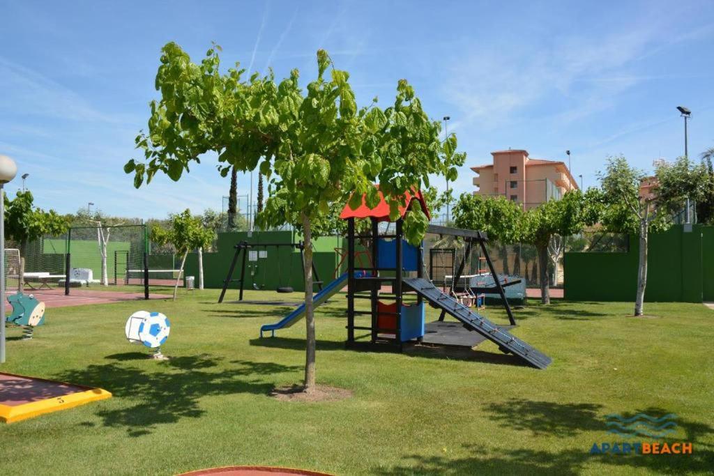 Apartbeach Los Juncos Residencial Piscinas Y Petanca La Pineda Luaran gambar