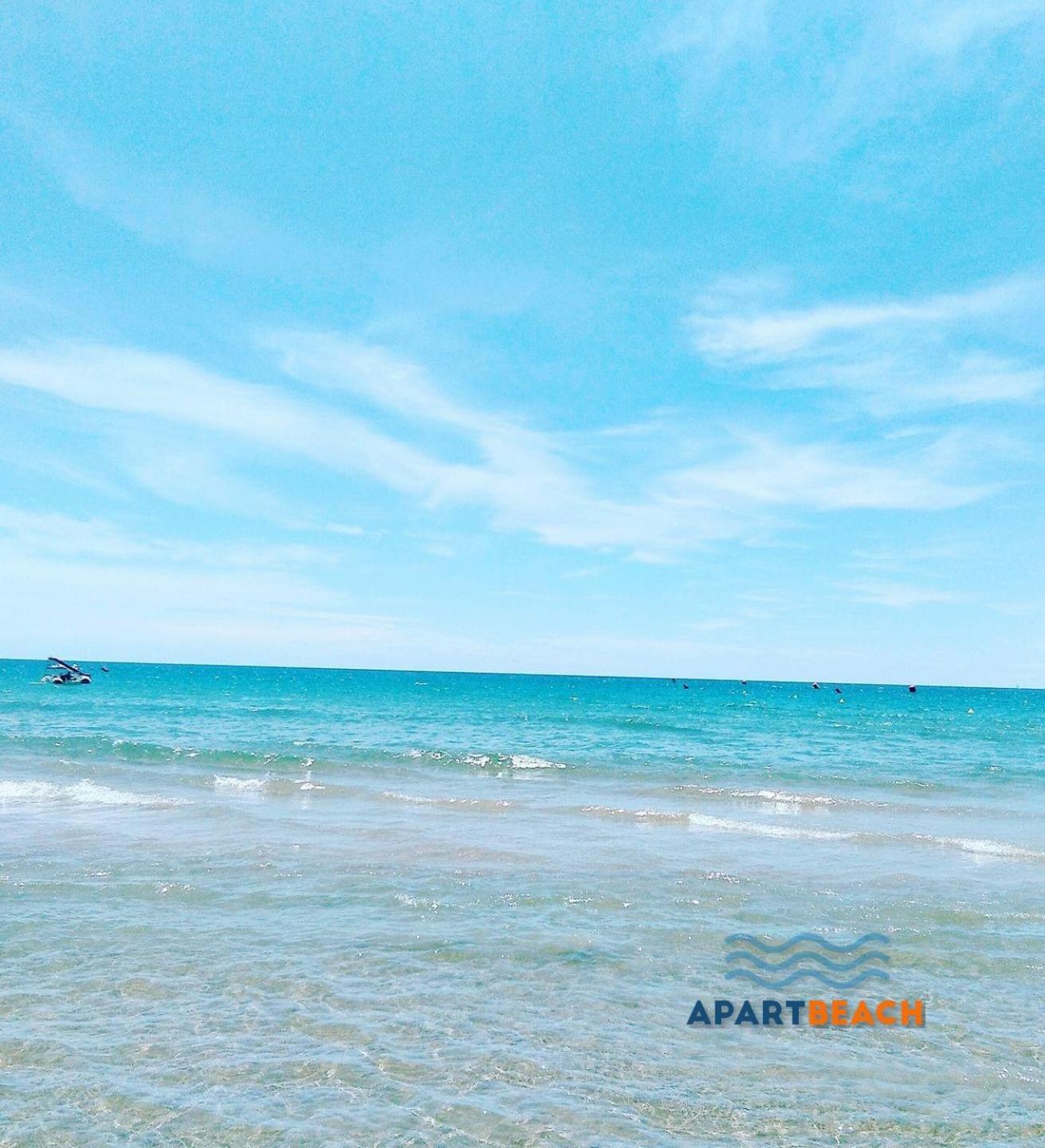 Apartbeach Los Juncos Residencial Piscinas Y Petanca La Pineda Luaran gambar